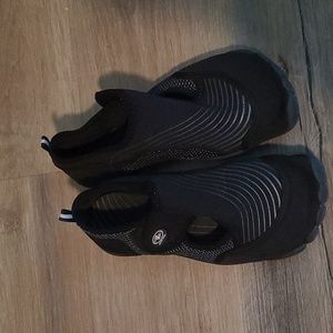 Water shoes